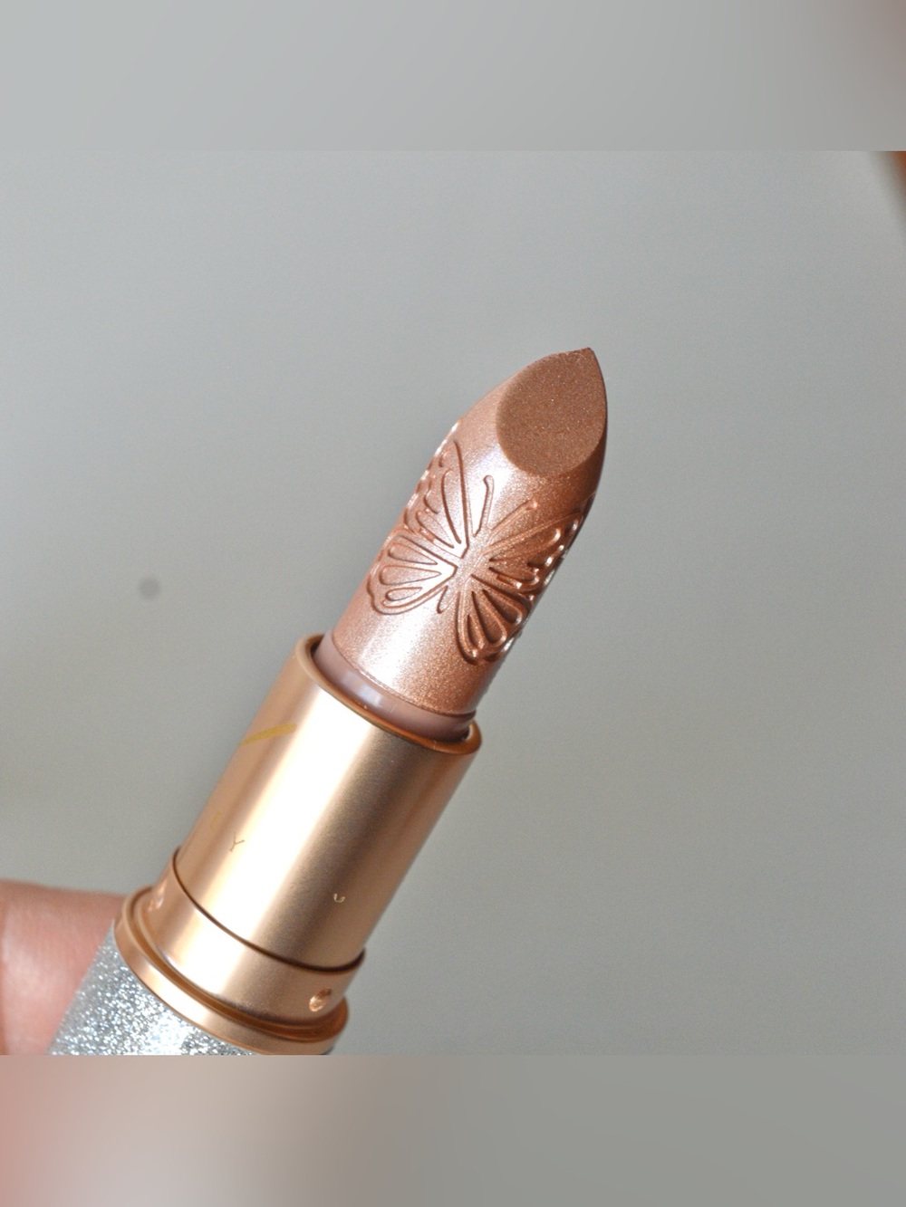 MAC Cosmetics Lipstick *ALL I WANT* Mariah Carey Limited Edition Pearl BNWOB - Picture 3 of 9